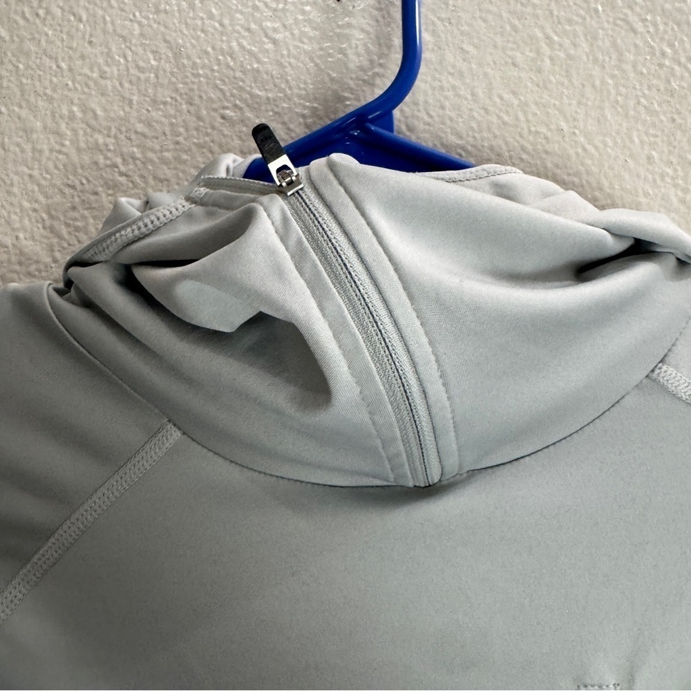 Aftco Light Hoodie Jacket Shirt Size Small Active - Picture 5 of 11